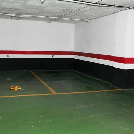 Luxury Puerto Banus Penthouse With Parking & Wi-fi Appartamento