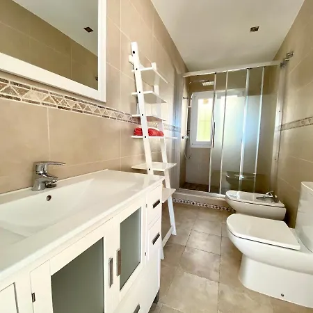 Luxury Puerto Banus Penthouse With Parking & Wi-fi Appartamento