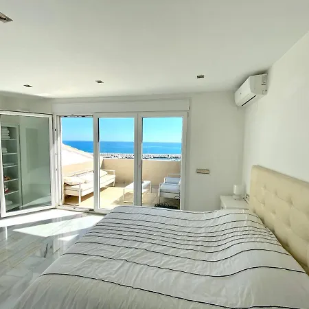 Luxury Puerto Banus Penthouse With Parking & Wi-fi Apartamento Marbella