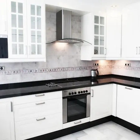 Luxury Puerto Banus Penthouse With Parking & Wi-fi Апартаменты Марбелья