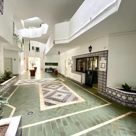 Luxury Puerto Banus Penthouse With Parking & Wi-fi Марбелья